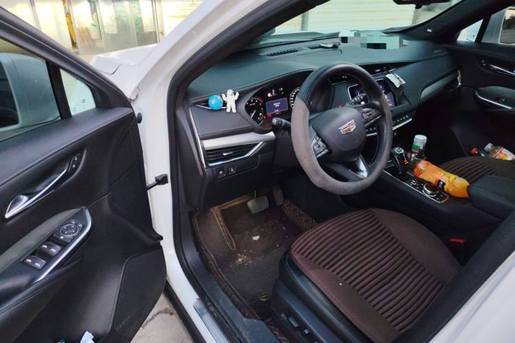 Used Cadillac XT4 2018 28T Two-Wheel Drive Leading Version Driver Seat