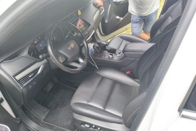 Used Cadillac XT4 2018 28T Two-Wheel Drive Leading Version Driver Seat