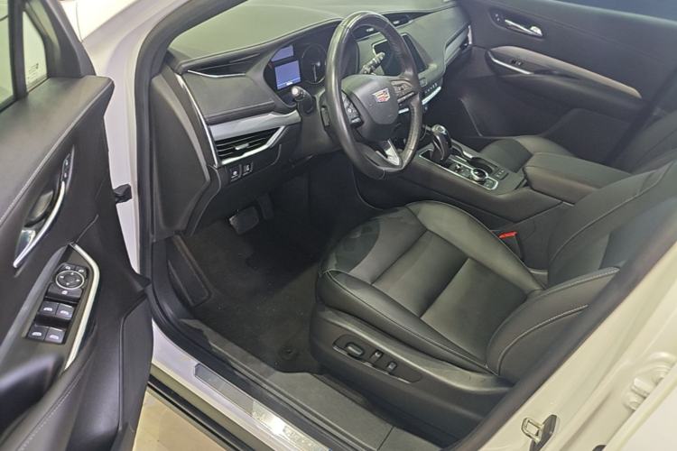 Used Cadillac XT4 2018 28T Two-Wheel Drive Leading Version Driver Seat