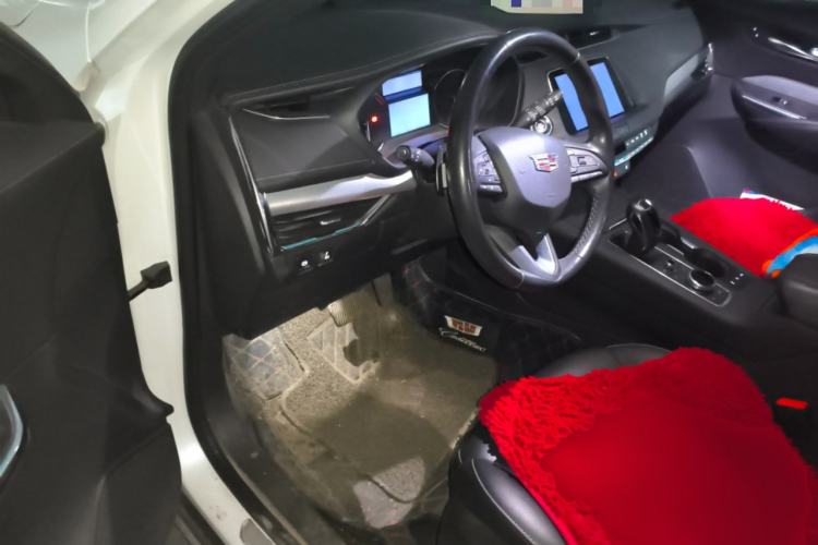 Used Cadillac XT4 2018 28T Two-Wheel-Drive Luxury Model Driver Seat