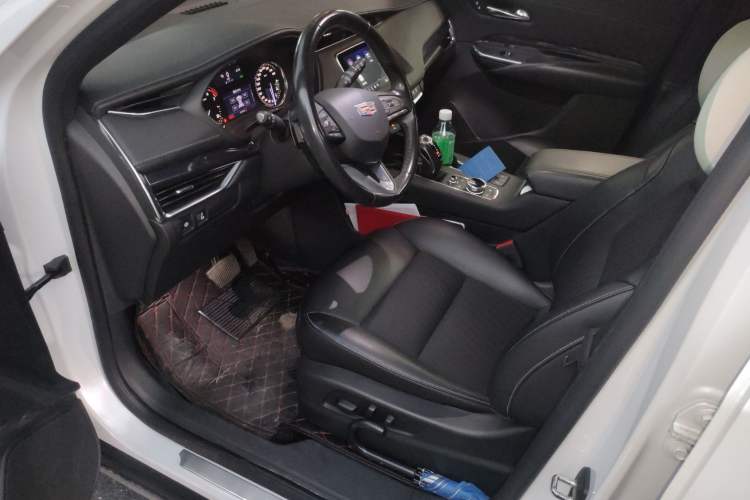 Used Cadillac XT4 2018 28T Two-Wheel Drive Tech Version Driver Seat