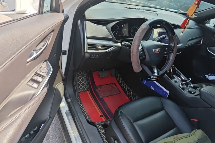Used Cadillac XT4 2018 28T Two-Wheel Drive Leading Version Driver Seat