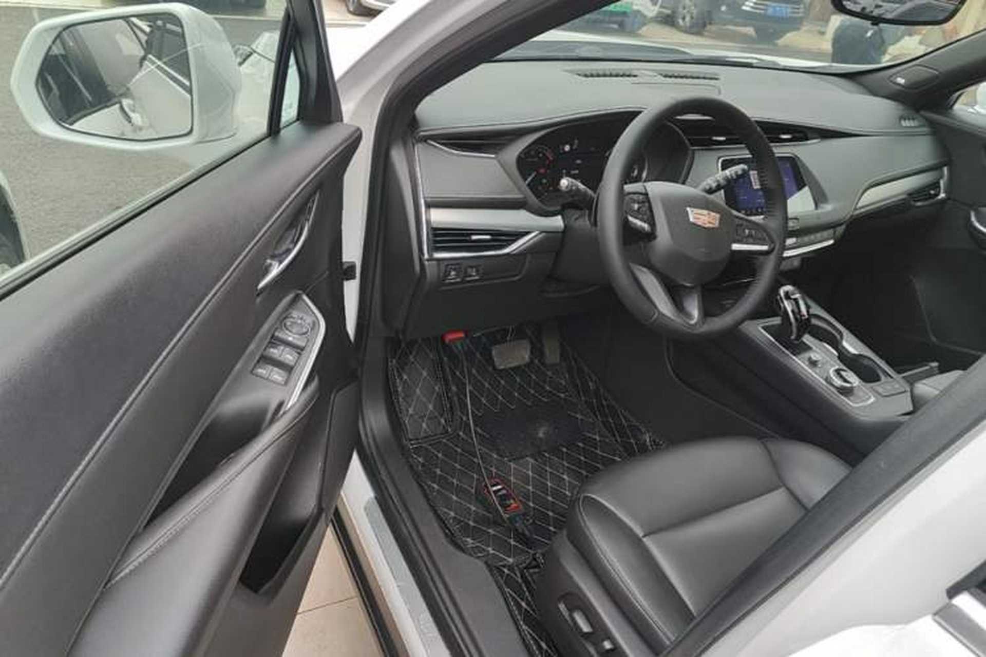Used Cadillac XT4 2018 28T Two-Wheel Drive Leading Version Driver Seat