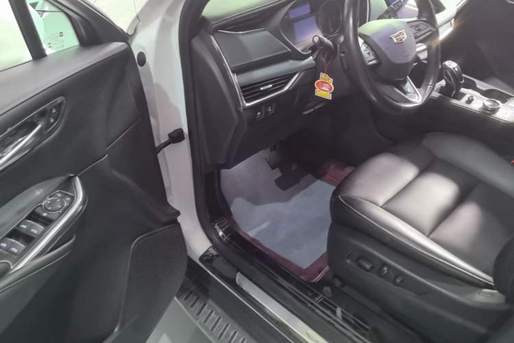 Used Cadillac XT4 2018 28T Two-Wheel Drive Leading Version Driver Seat
