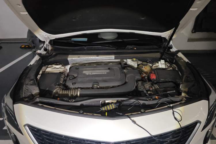 Used Cadillac XT4 2018 28T Two-Wheel Drive Tech Version Engine Bay