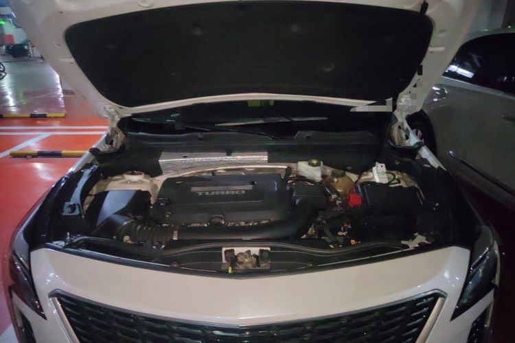 Used Cadillac XT4 2018 28T Two-Wheel Drive Leading Version Engine Bay