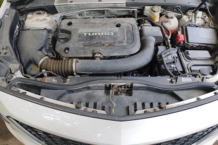 Used Cadillac XT4 2018 28T Two-Wheel Drive Tech Version Engine Bay
