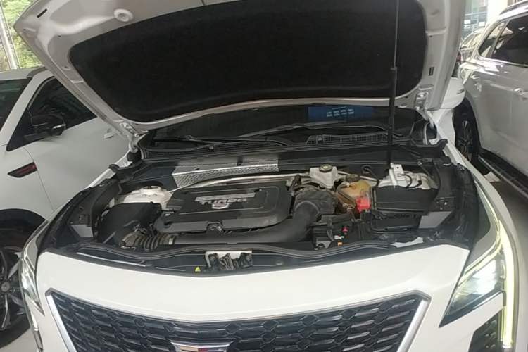 Used Cadillac XT4 2018 28T Two-Wheel Drive Leading Version Engine Bay
