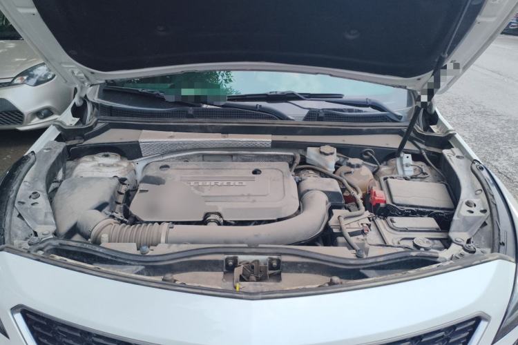 Used Cadillac XT4 2018 28T Two-Wheel Drive Tech Version Engine Bay