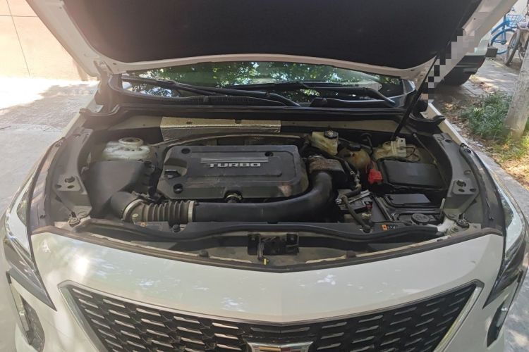 Used Cadillac XT4 2018 28T Two-Wheel Drive Leading Version Engine Bay