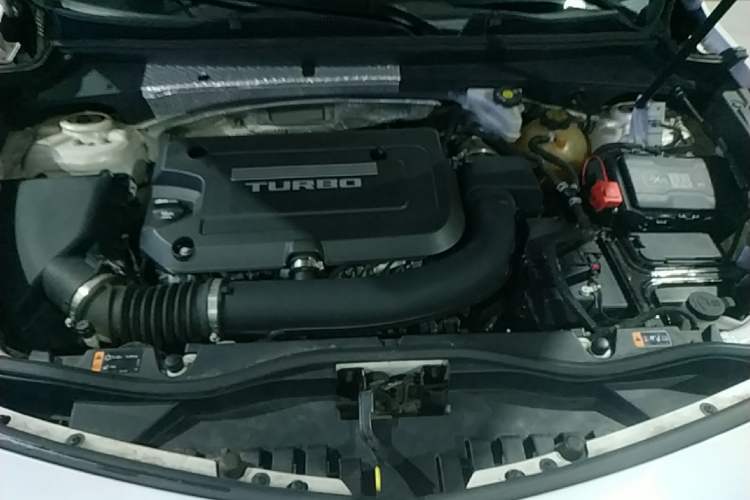 Used Cadillac XT4 2018 28T Two-Wheel Drive Leading Version Engine Bay