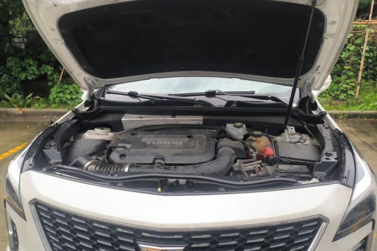 Used Cadillac XT4 2018 28T Two-Wheel Drive Leading Version Engine Bay