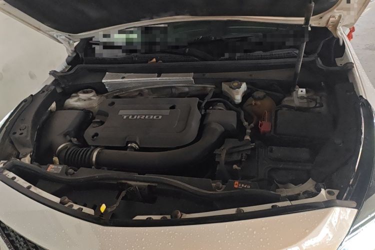 Used Cadillac XT4 2018 28T Two-Wheel Drive Luxury Sport Model Engine Bay