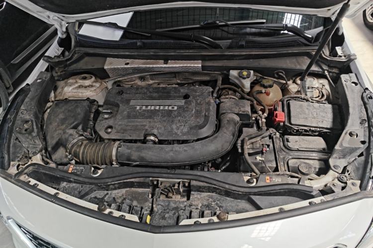 Used Cadillac XT4 2018 28T Two-Wheel Drive Tech Version Engine Bay