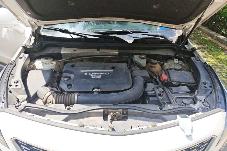 Used Cadillac XT4 2018 28T Two-Wheel Drive Leading Version Engine Bay