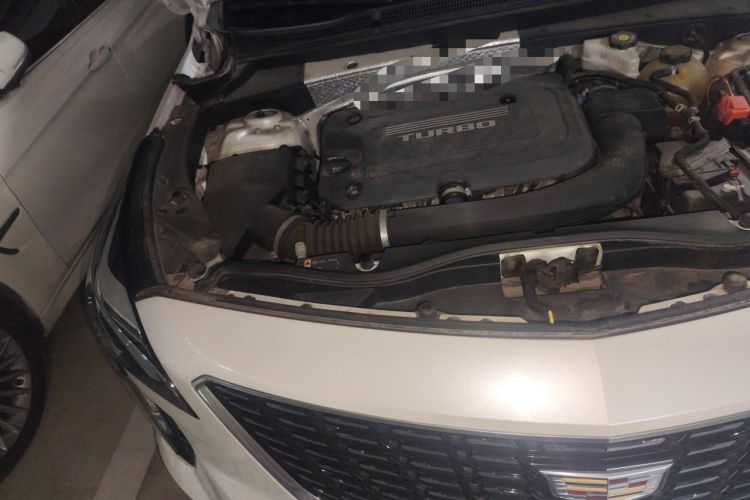 Used Cadillac XT4 2018 28T Two-Wheel Drive Leading Version Engine Bay Right