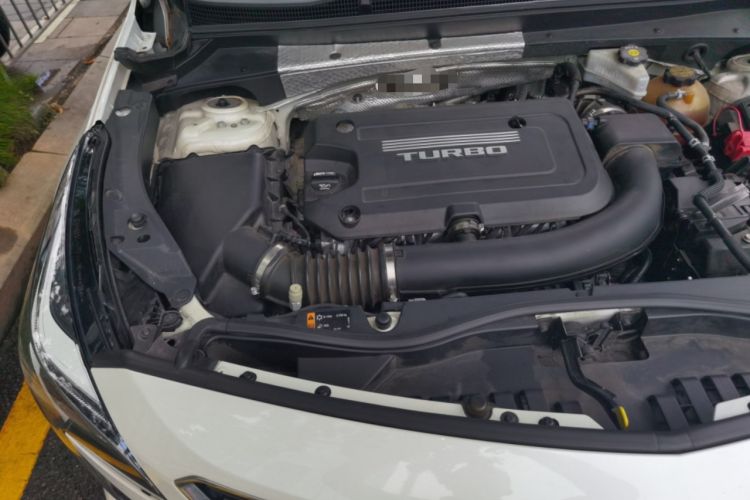 Used Cadillac XT4 2018 28T Two-Wheel Drive Leading Version Engine Bay Right