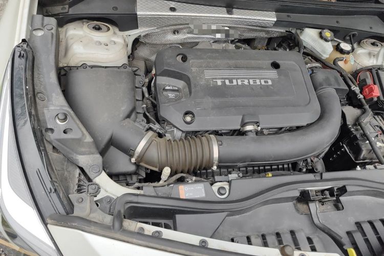 Used Cadillac XT4 2018 28T Two-Wheel Drive Leading Version Engine Bay Right