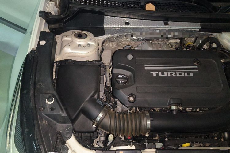 Used Cadillac XT4 2018 28T Two-Wheel Drive Leading Version Engine Bay Right