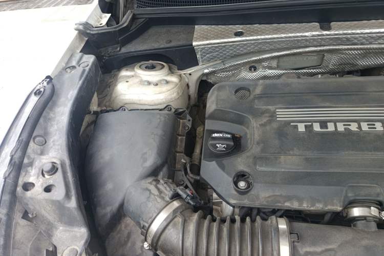 Used Cadillac XT4 2018 28T Two-Wheel Drive Leading Version Engine Bay Right