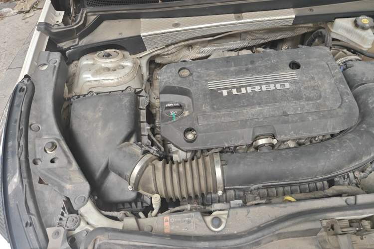 Used Cadillac XT4 2018 28T Two-Wheel Drive Leading Version Engine Bay Right