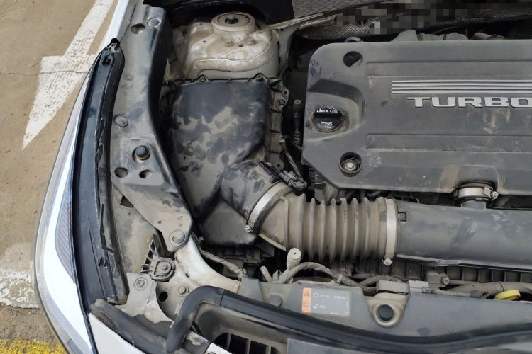 Used Cadillac XT4 2018 28T Two-Wheel Drive Leading Version Engine Bay Right