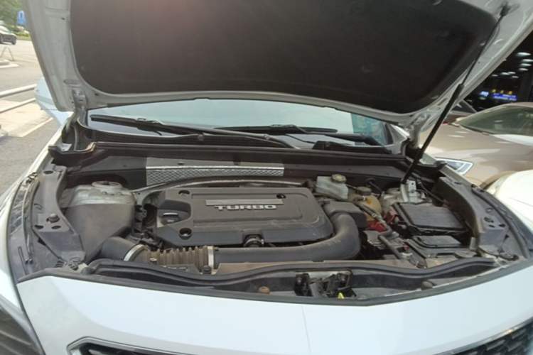 Used Cadillac XT4 2018 28T Two-Wheel Drive Leading Version Engine Bay