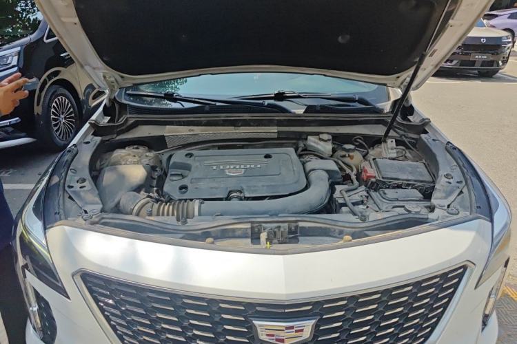 Used Cadillac XT4 2018 28T Two-Wheel Drive Leading Version Engine Bay
