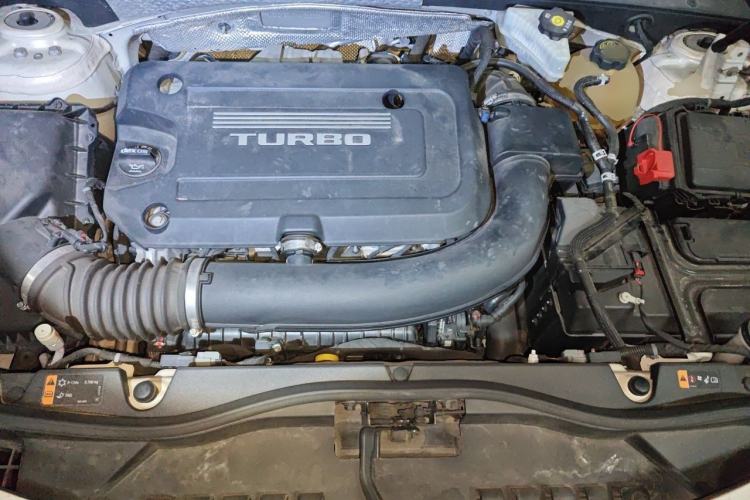 Used Cadillac XT4 2018 28T Two-Wheel Drive Leading Version Engine Bay