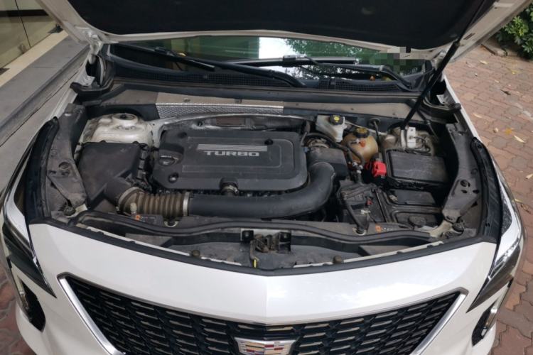 Used Cadillac XT4 2018 28T Two-Wheel Drive Leading Version Engine Bay