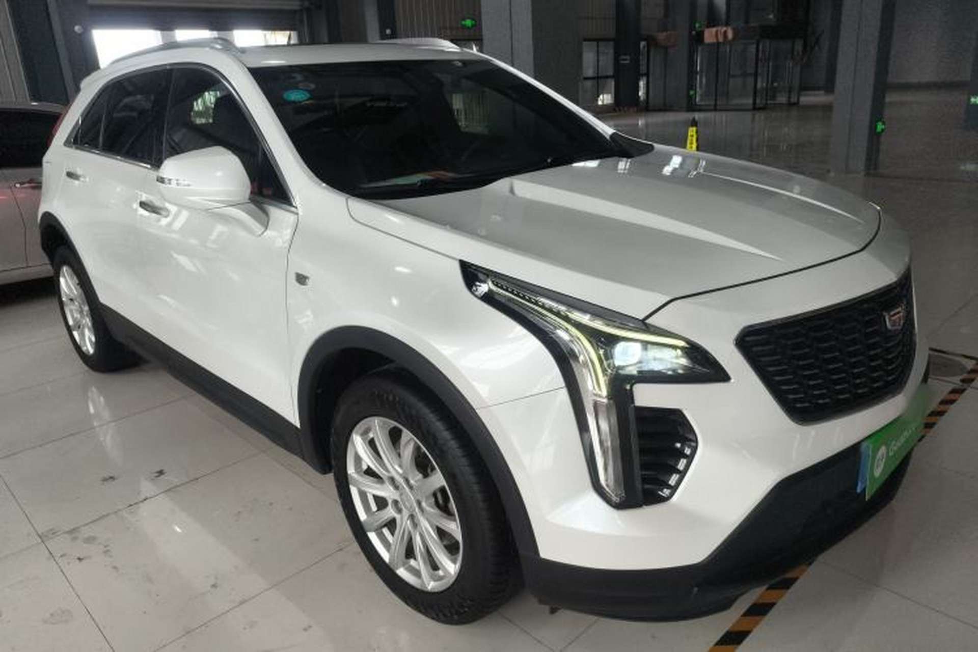 Used Cadillac XT4 2018 28T Two-Wheel Drive Tech Version Exterior 1