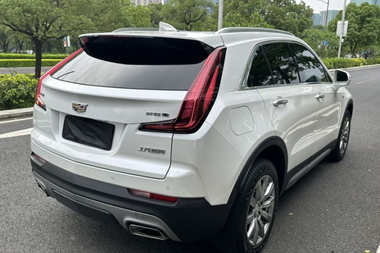 Used Cadillac XT4 2018 28T Two-Wheel Drive Leading Version Exterior 2
