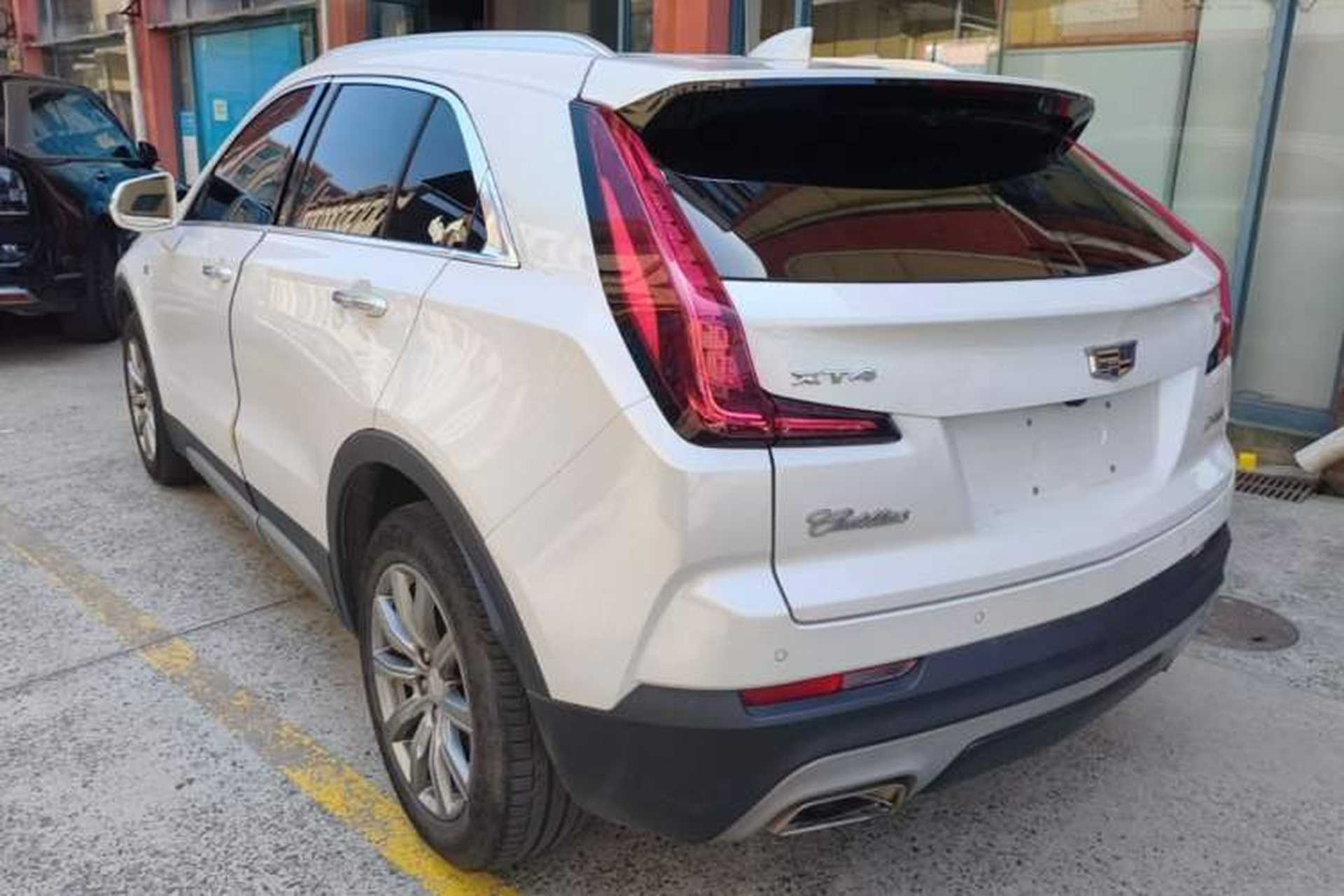 Used Cadillac XT4 2018 28T Two-Wheel Drive Leading Version Exterior 2