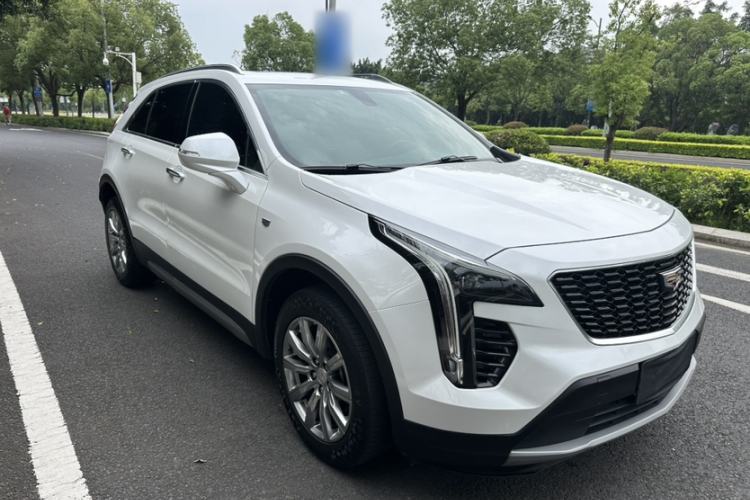 Used Cadillac XT4 2018 28T Two-Wheel Drive Leading Version Exterior 3