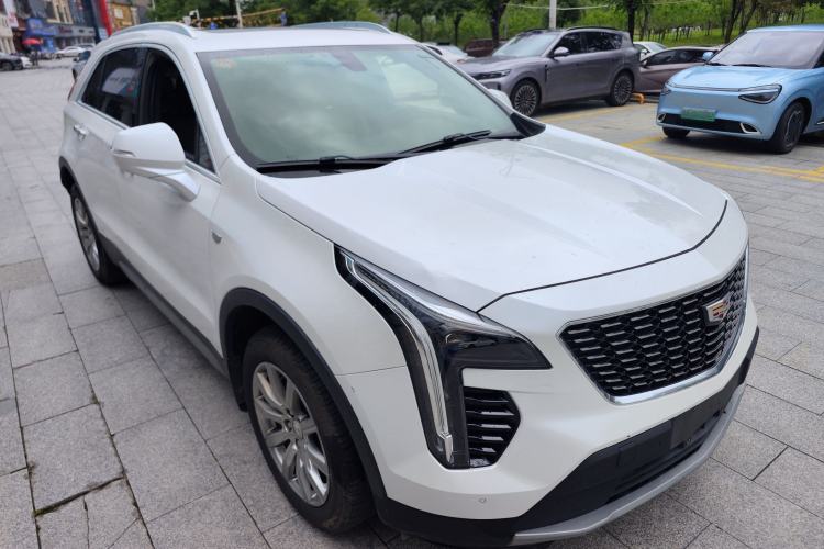 Used Cadillac XT4 2018 28T Two-Wheel Drive Leading Version Exterior 3