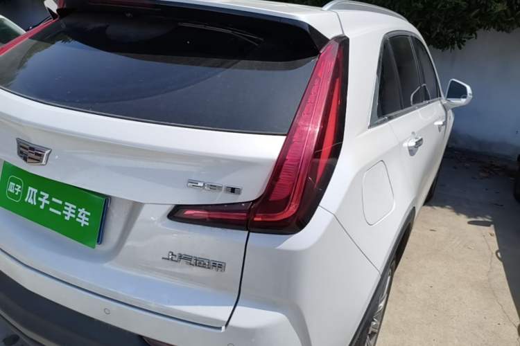 Used Cadillac XT4 2018 28T Two-Wheel Drive Leading Version Exterior 3