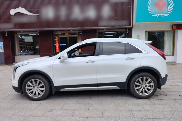 Used Cadillac XT4 2018 28T Two-Wheel Drive Leading Version Exterior 5