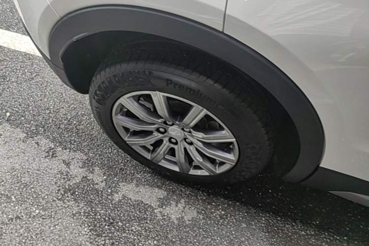 Used Cadillac XT4 2018 28T Four-Wheel Drive Leading Model Exterior 5