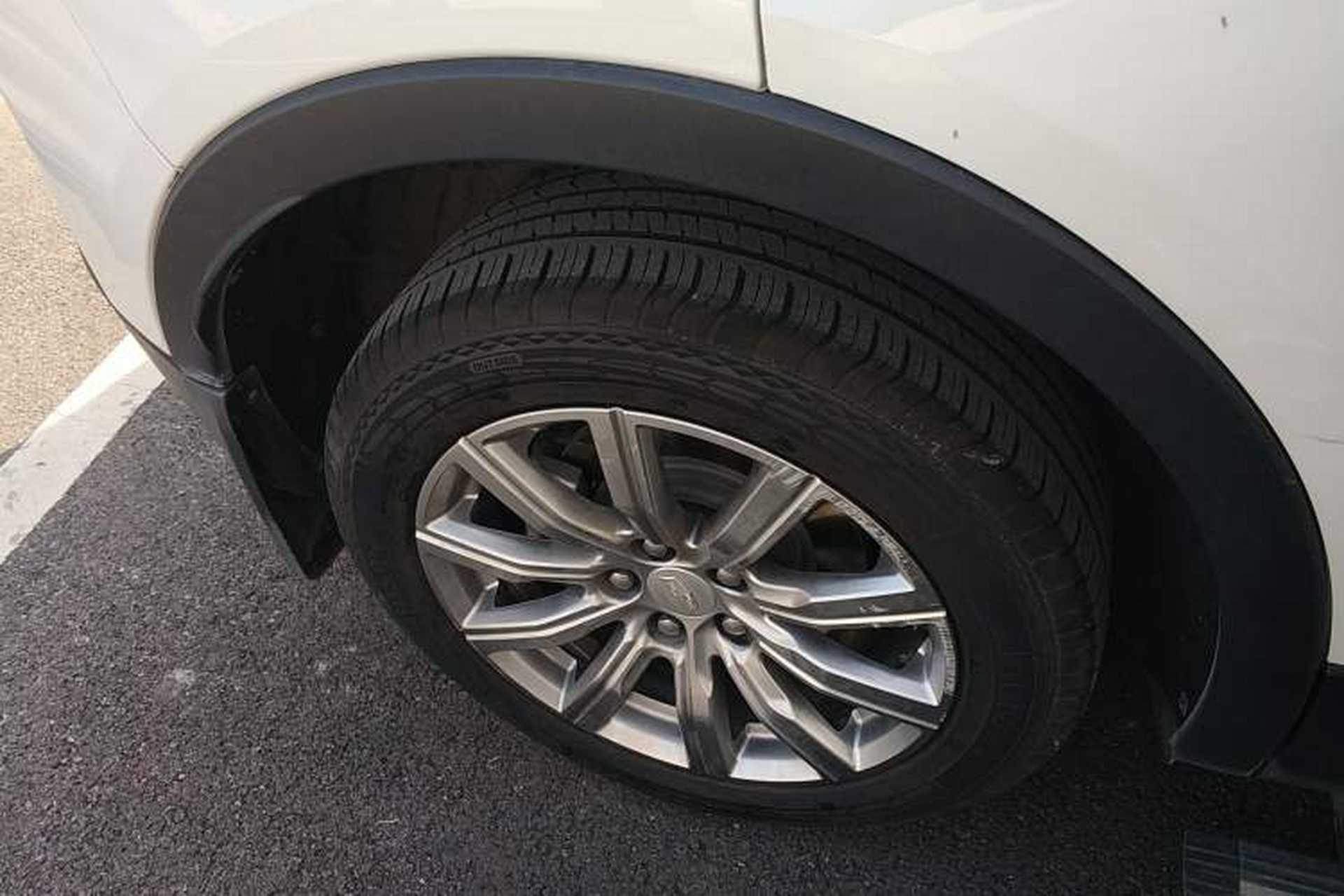 Used Cadillac XT4 2018 28T Two-Wheel Drive Leading Version Exterior 5