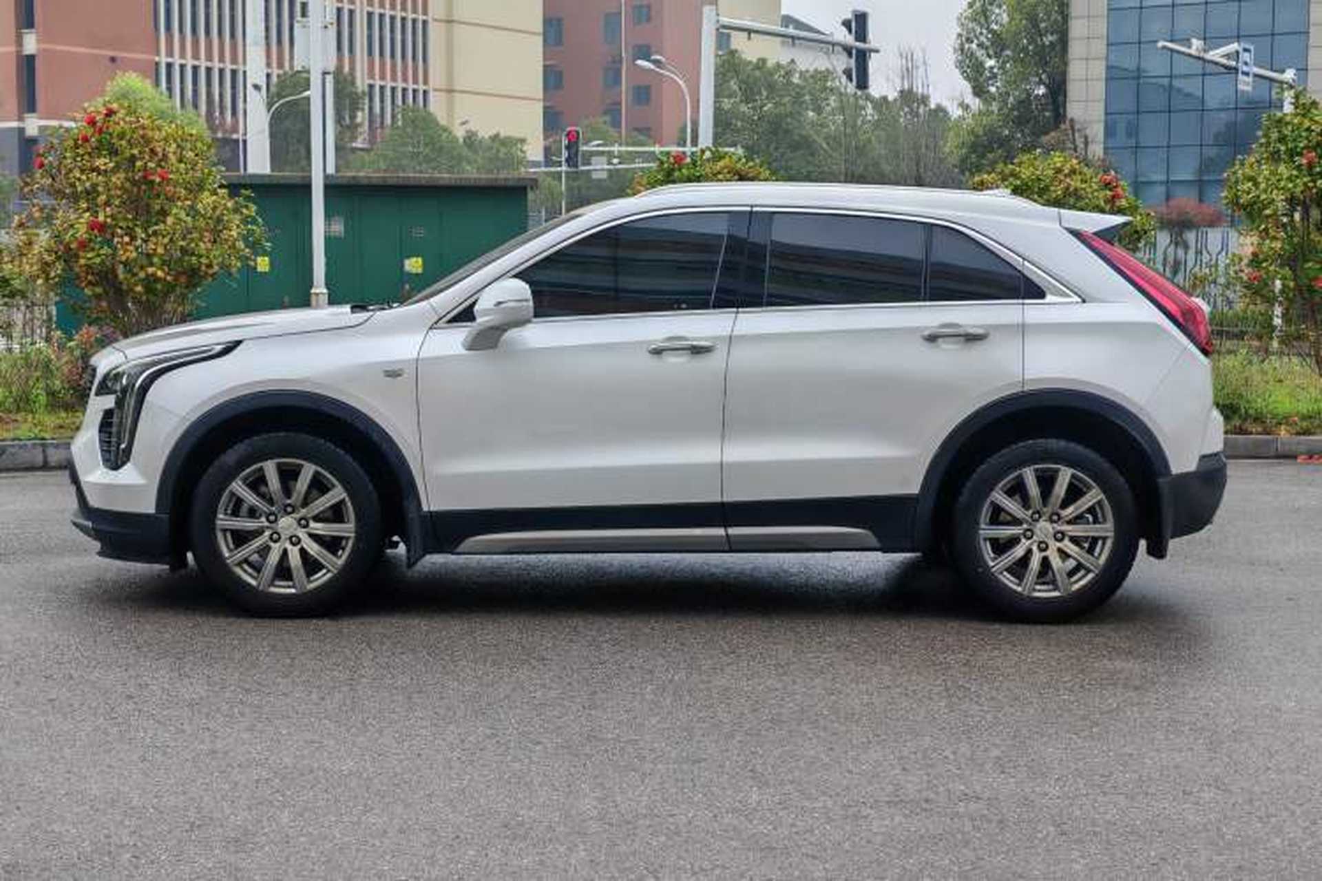 Used Cadillac XT4 2018 28T Two-Wheel Drive Leading Version Exterior 8