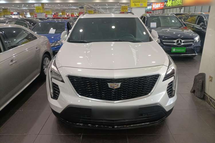 Used Cadillac XT4 2018 28T 4x4 Platinum Sport Edition Front