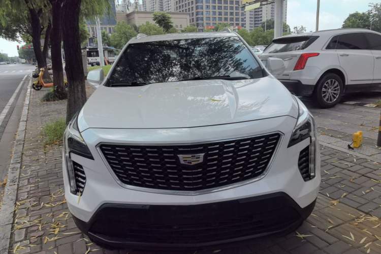 Used Cadillac XT4 2018 28T Two-Wheel Drive Tech Version Front