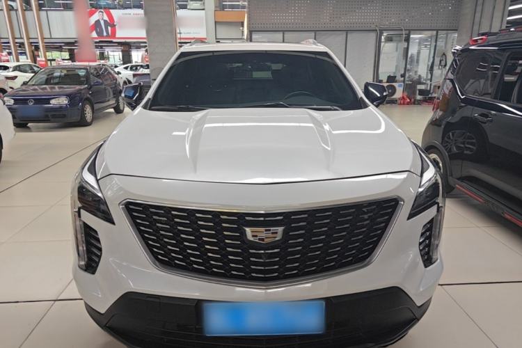 Used Cadillac XT4 2018 28T Two-Wheel Drive Tech Version Front