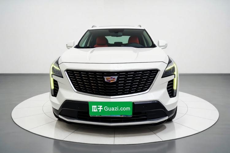 Used Cadillac XT4 2018 28T Two-Wheel-Drive Luxury Model Front