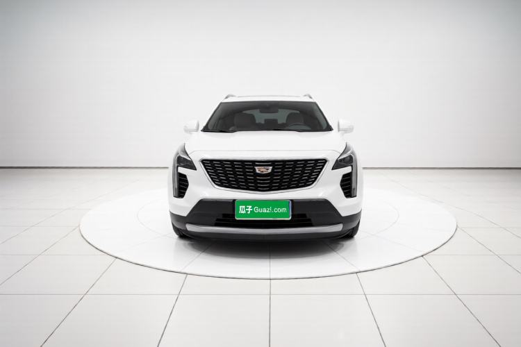Used Cadillac XT4 2018 28T Two-Wheel-Drive Luxury Model Front