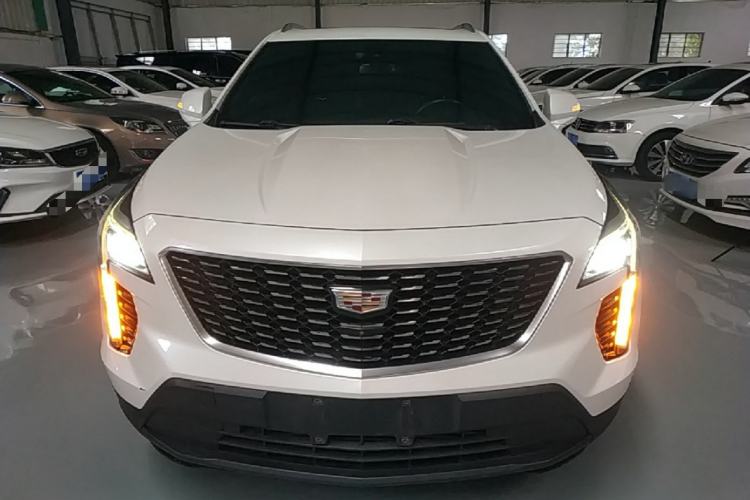 Used Cadillac XT4 2018 28T Two-Wheel Drive Tech Version Front