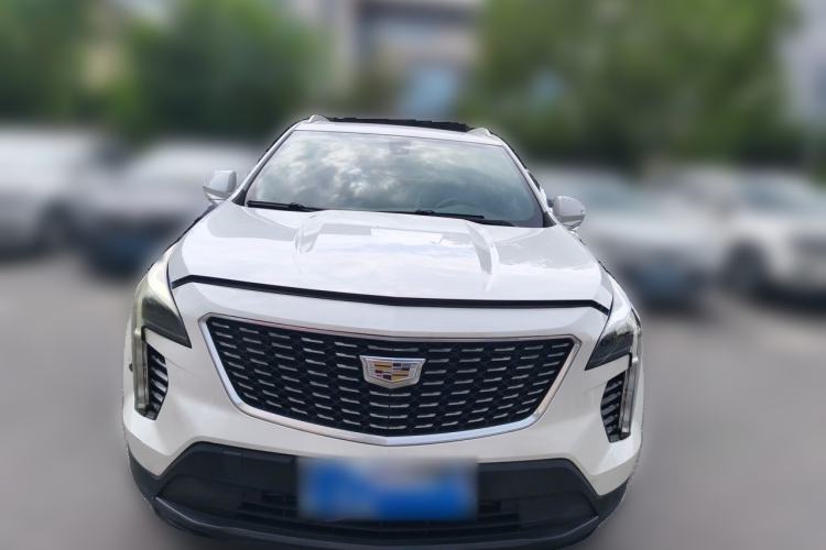 Used Cadillac XT4 2018 28T Two-Wheel Drive Tech Version Front