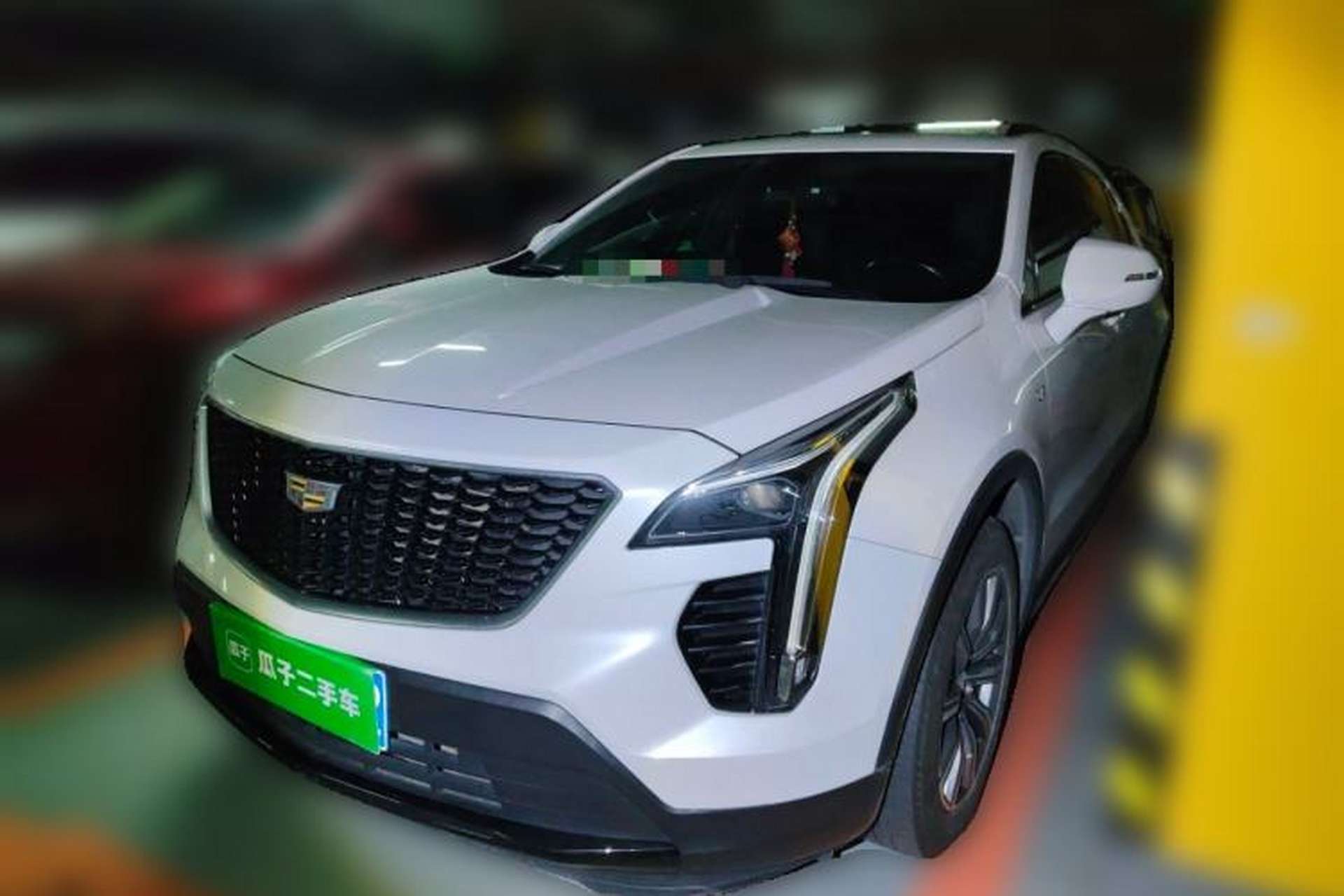 Used Cadillac XT4 2018 28T Two-Wheel Drive Luxury Sport Model Front Left 45 Deg