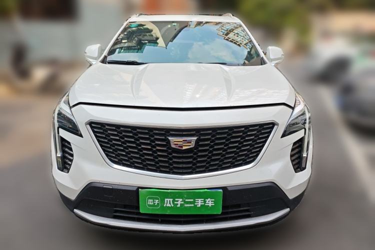 Used Cadillac XT4 2018 28T Two-Wheel-Drive Luxury Model Front