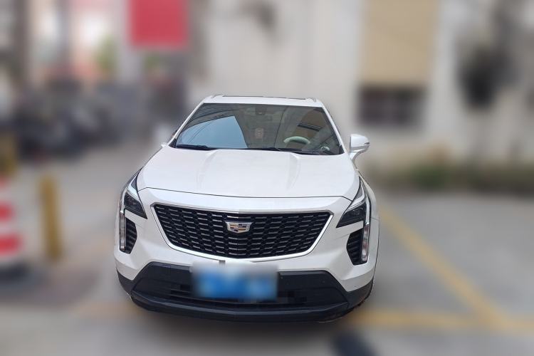 Used Cadillac XT4 2018 28T Two-Wheel Drive Tech Version Front